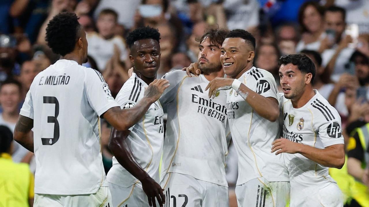 意甲第14轮裁判：拉潘纳吹那不勒斯vs尤文，迪贝洛吹国米vs科莫（意甲第14轮裁判安排：那不勒斯战尤文由拉潘纳执法，国米对科莫由迪贝洛主哨）