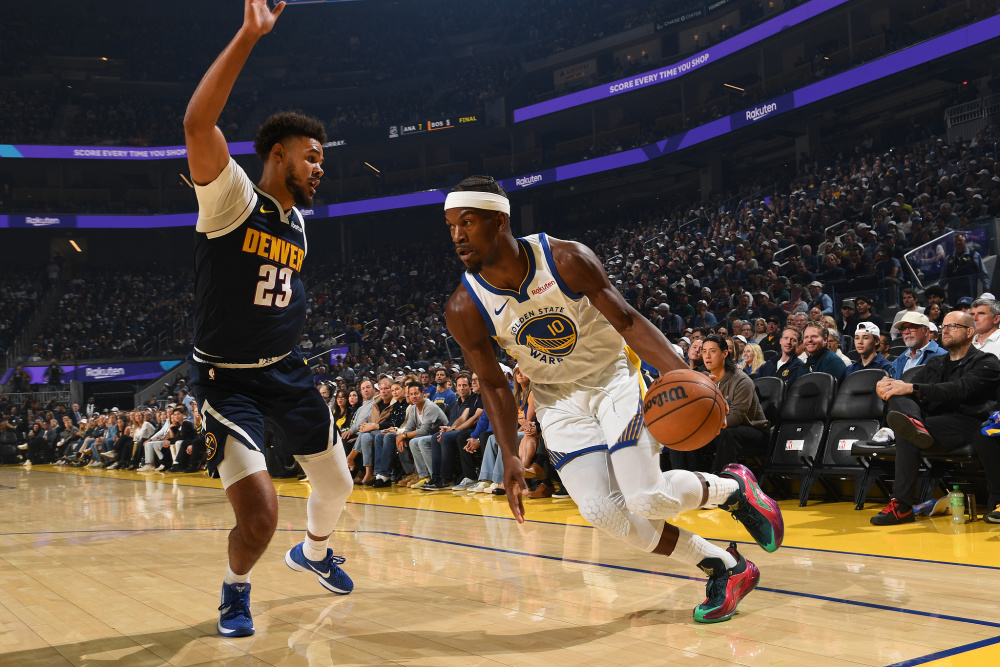 罗马推出黑胶唱片版队歌：限量版售价49.9欧，普通版19.9欧（罗马发布队歌黑胶唱片：限量版49.9欧、标准版19.9欧）