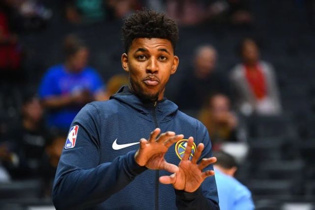 榜眼杜智博四川队正式比赛首秀惊艳，贡献全队最高的23分（杜智博四川队正式赛首秀闪耀，砍下全队最高23分）