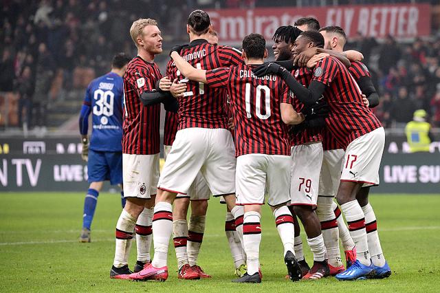 疯狂进球大战！西甲领头羊征服客场，豪取6连胜，领先皇马4分（火力全开！西甲榜首客场凯旋，六连胜在手，甩开皇马4分）