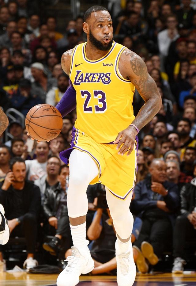 CBA：福建男篮最后一节绝杀北控（CBA：福建男篮末节压哨绝杀北控）