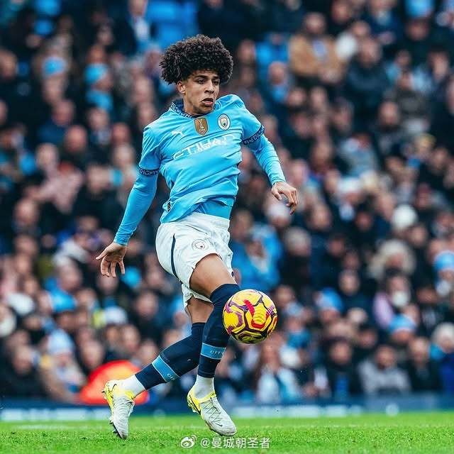 韩K联半场：双方破门乏术，水原三星暂0-0济州SK（韩职联半场：水原三星与济州SK互交白卷，比分0-0）